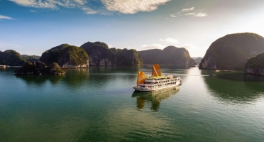 Ha Long - Lan Ha bay - Cat Ba island 3 days/ 2 nights on Vega Cruise