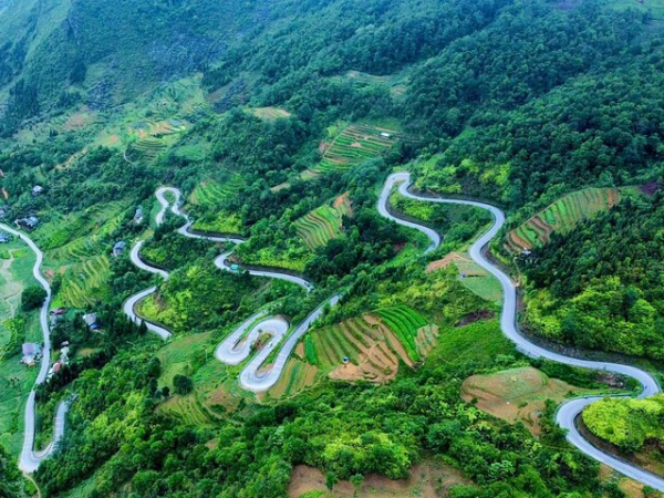 Ha Giang Loop Itinerary – 3 Days 2 Nights ( Group tour )