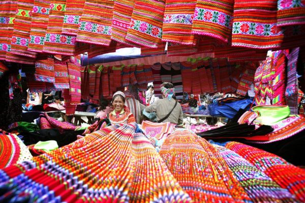 Sa Pa – Bac Ha market 2 days – Hotel stay