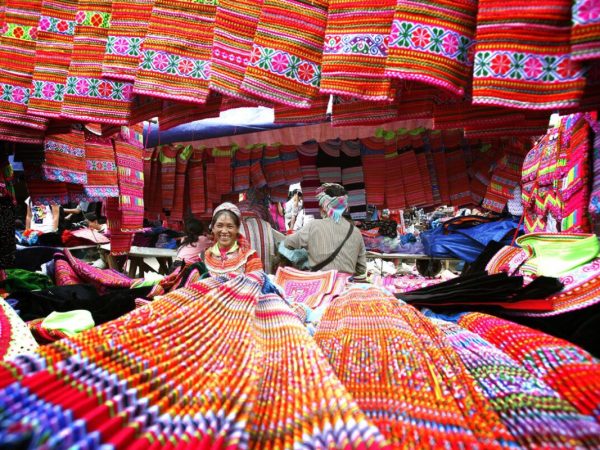 Sa Pa – Bac Ha market 2 days – Hotel stay