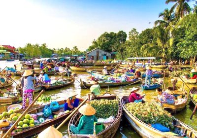 Foreign Traveler’s Guide: Experience and Tips for Traveling Across Vietnam