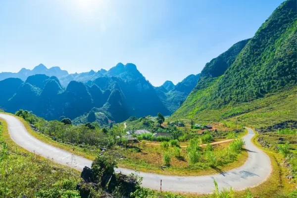 Ha Giang Loop – 4 Days 3 Nights PRIVATE TOUR BY MOTORBIKE / CAR / JEEP