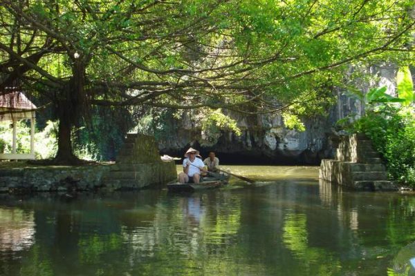 Ha Noi – Jade Cave – Tam Coc – Mua Cave – Hoa Lu ( Group tour)