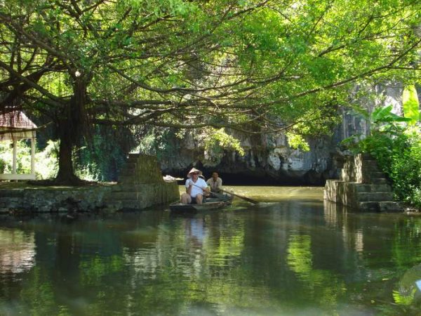 Ha Noi – Jade Cave – Tam Coc – Mua Cave – Hoa Lu ( Private tour)
